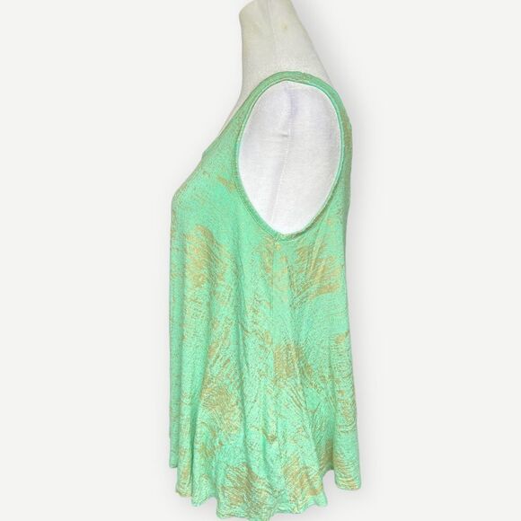 Jennifer Lopez Sleeveless Flowy V-Back Green & Gold Blouse. Top. Shirt. Small. - Picture 2 of 7